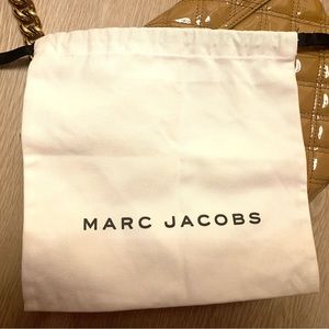 ✨ MARC JACOBS carrying dust bag